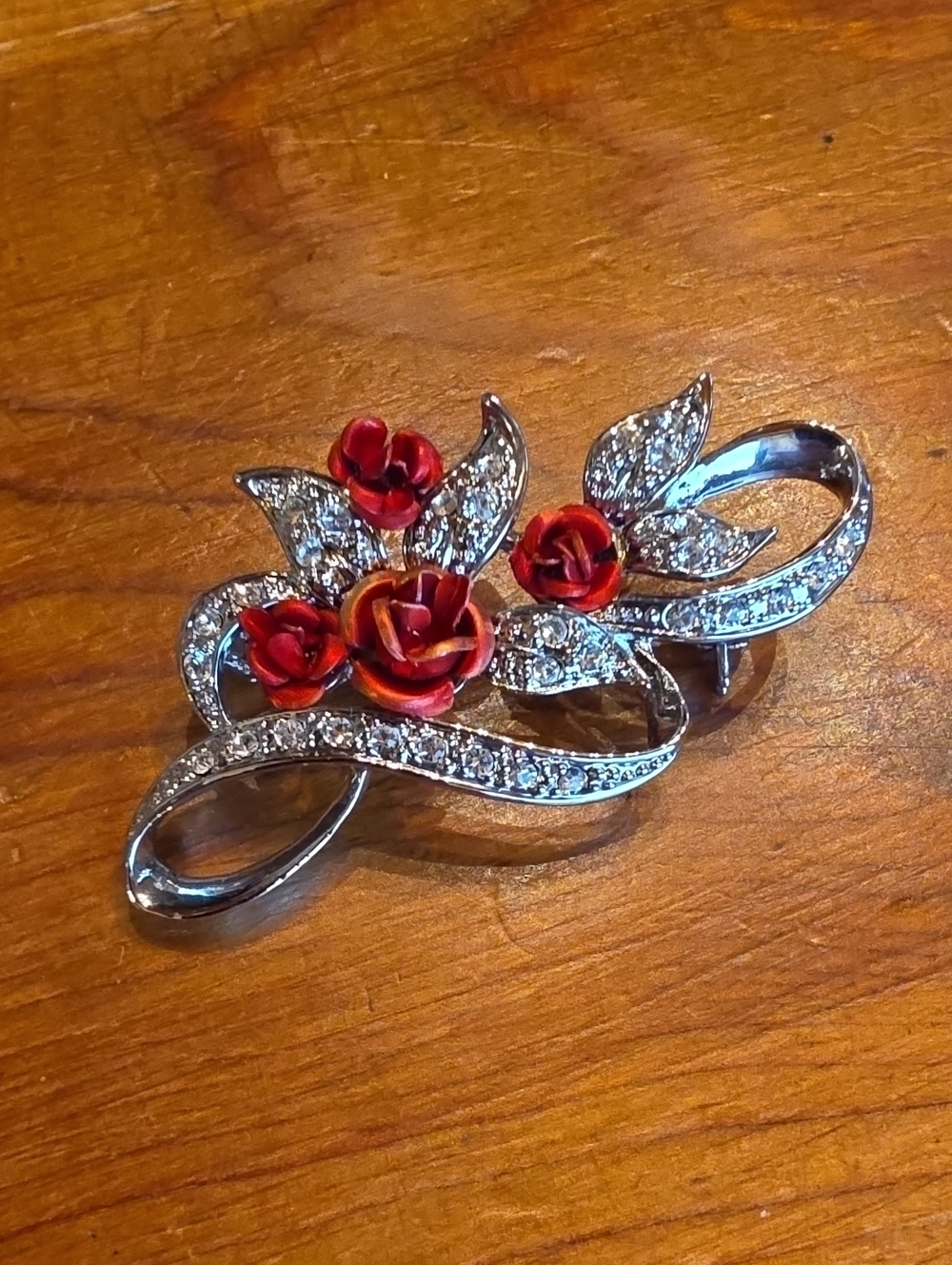 Vintage Rhinestone 4 Red Roses Ribbon Pin Brooch